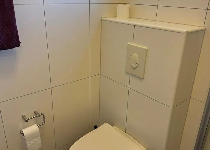 Spacious 2-floor House In Cozy Kjelsas Lägenhet *